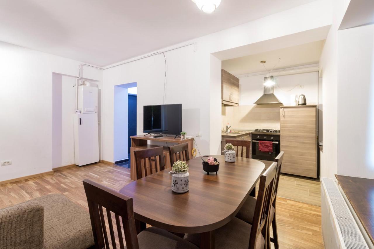 Lucky House Apartment Brasov Ngoại thất bức ảnh