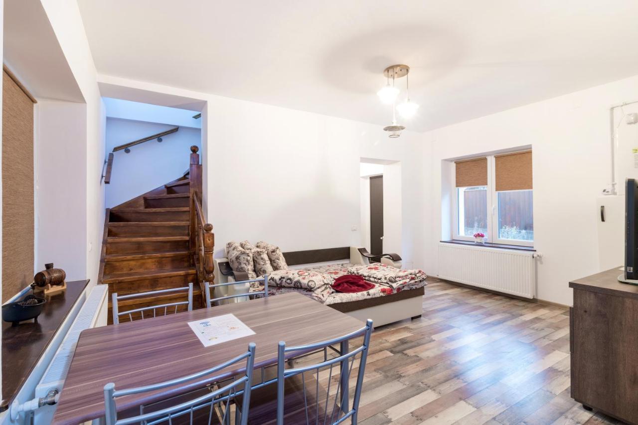 Lucky House Apartment Brasov Ngoại thất bức ảnh