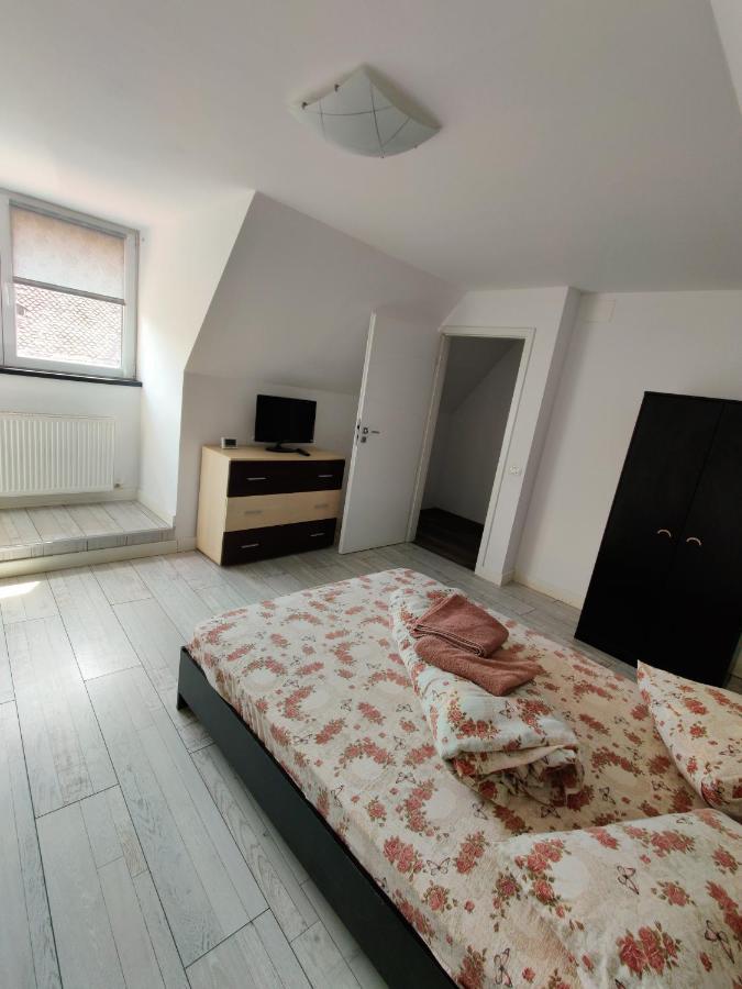 Lucky House Apartment Brasov Ngoại thất bức ảnh