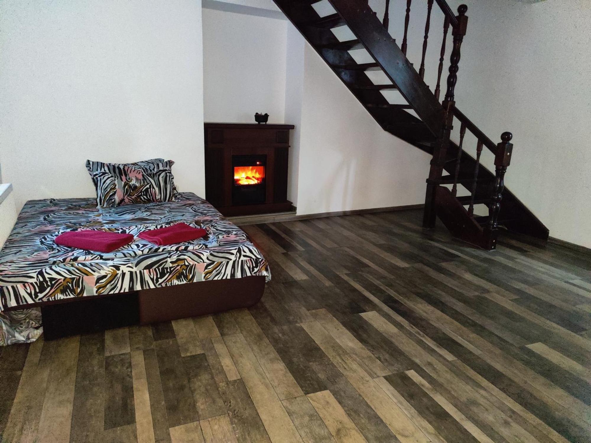 Lucky House Apartment Brasov Ngoại thất bức ảnh